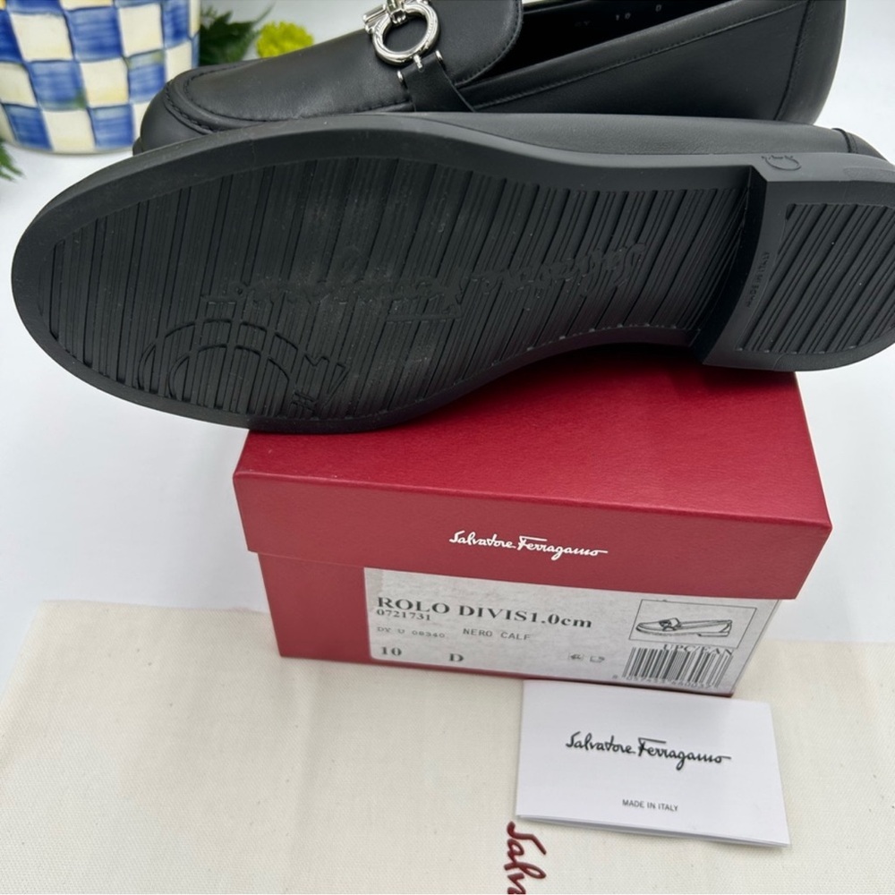 Women’s Salvatore, Ferragamo, roll Gancini leather loafer size 10 made in Italy - Picture 6 of 11